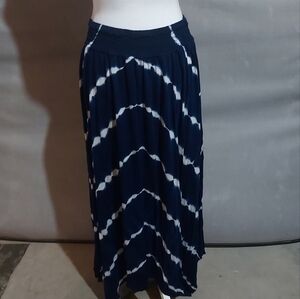 Maxi skirt navy and white